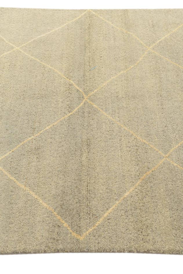 Detail image of 4' 8 x 6' 6 Hand Knotted Moroccan Wool Rug