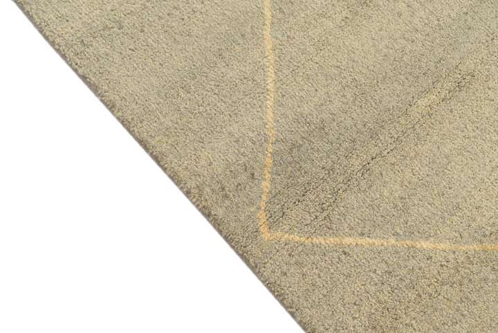 4' 8 x 6' 6 Hand Knotted Moroccan Wool Rug