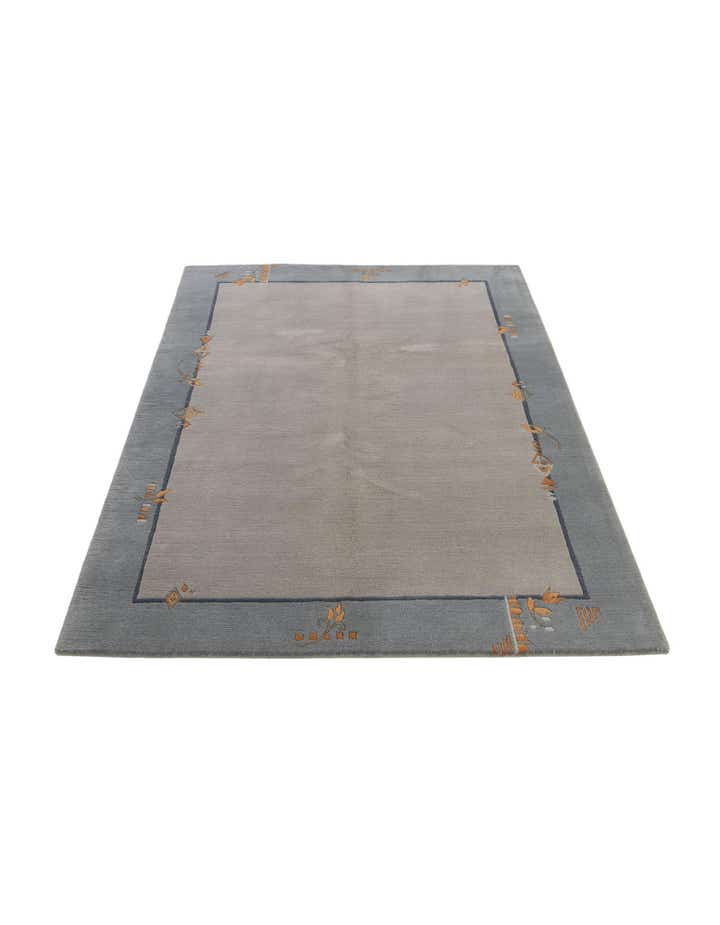 4' 9 x 6' 7 Hand Knotted Nepal Wool Rug