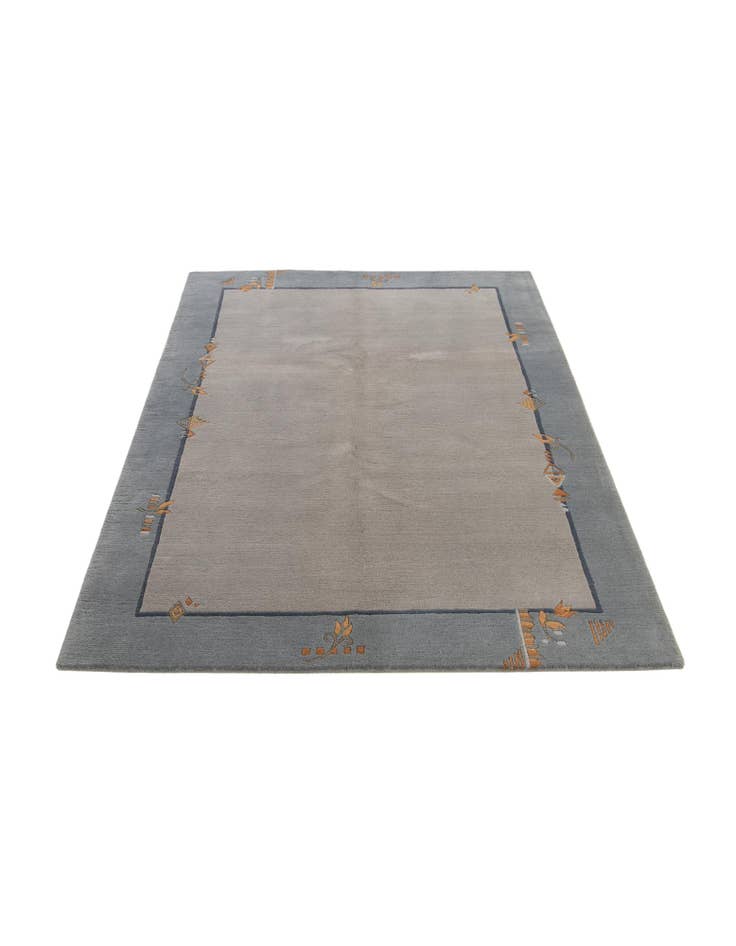 Detail image of 4' 9 x 6' 7 Hand Knotted Nepal Wool Rug