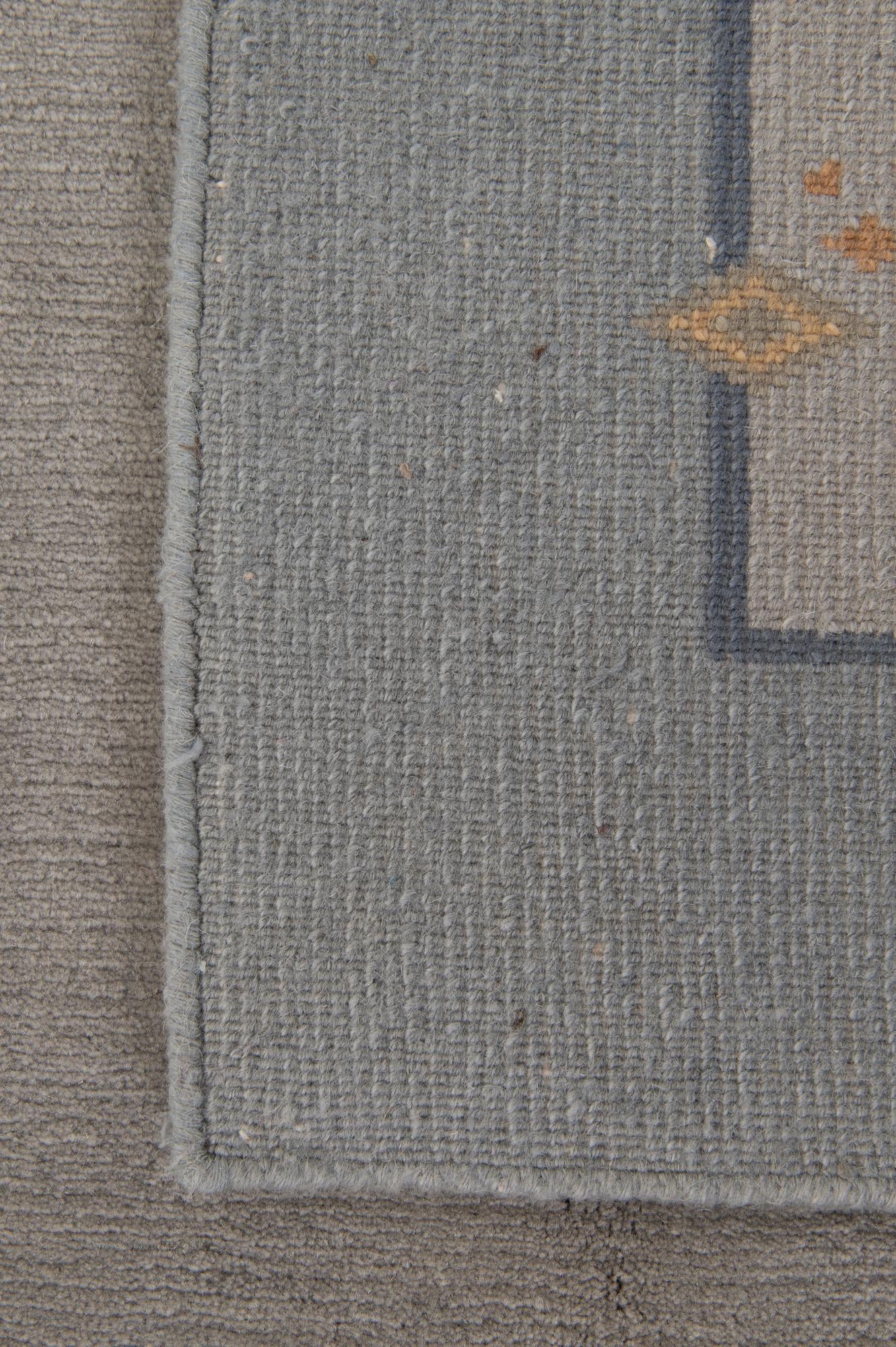 4' 9 x 6' 7 Hand Knotted Nepal Wool Rug