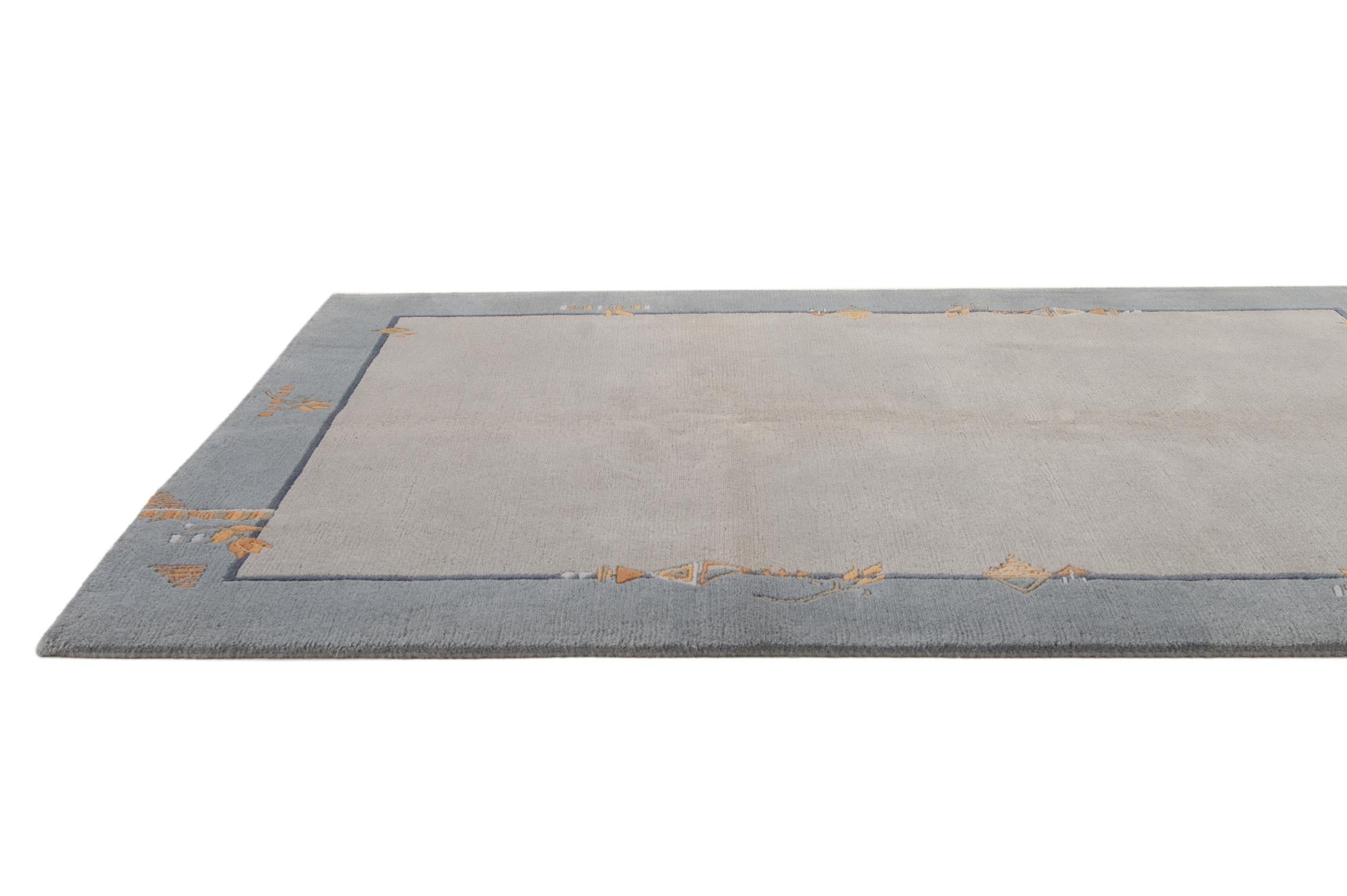 4' 9 x 6' 7 Hand Knotted Nepal Wool Rug