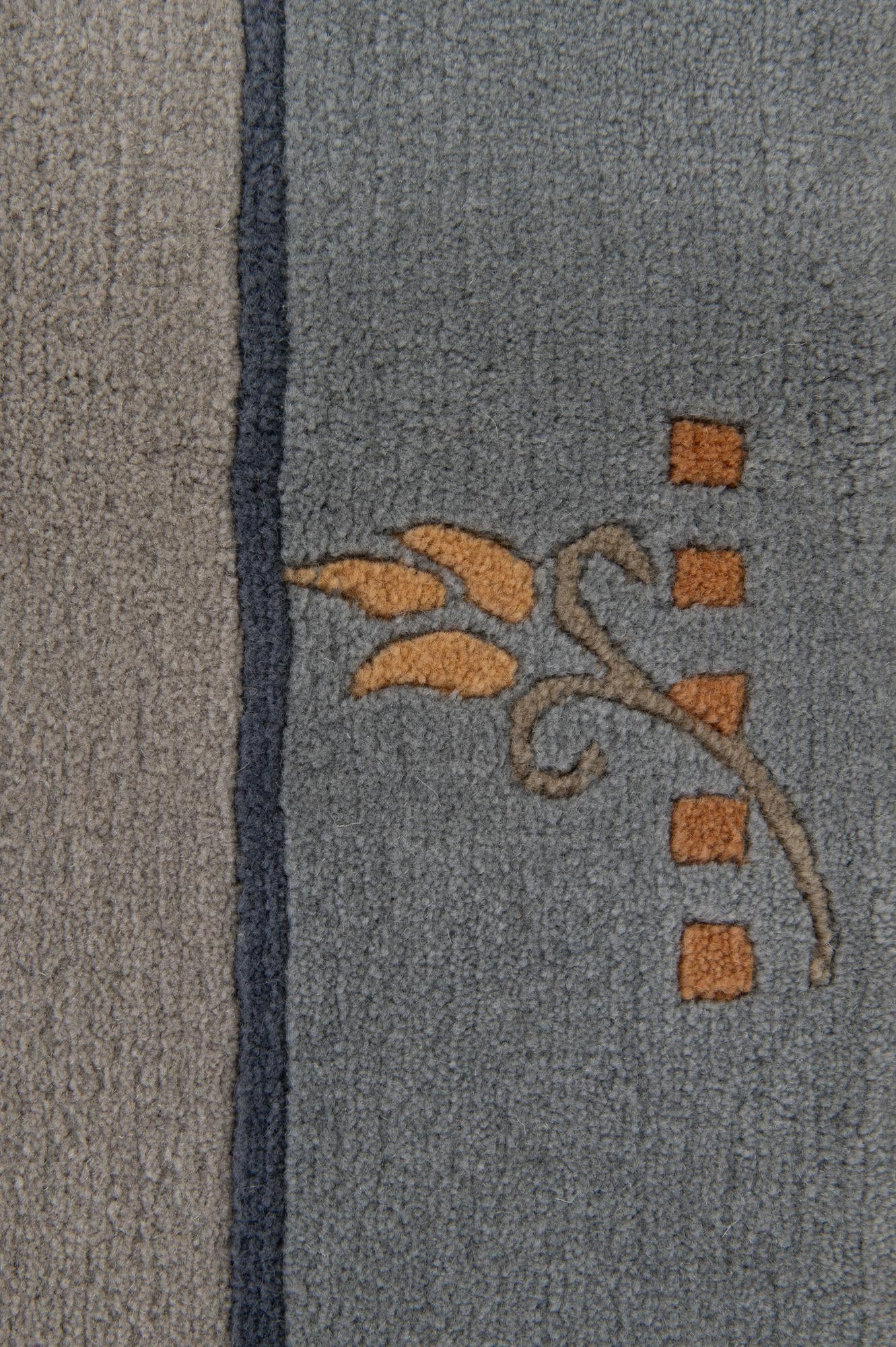 4' 9 x 6' 7 Hand Knotted Nepal Wool Rug