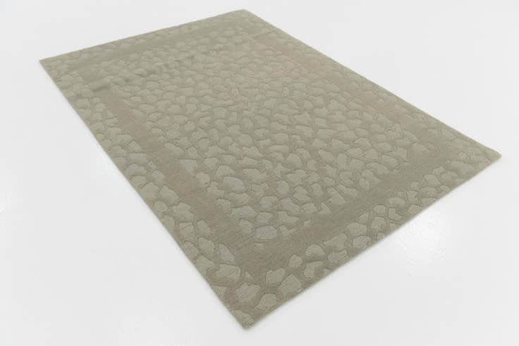 Detail image of 4' 8 x 6' 6 Hand Knotted Nepal Wool Rug
