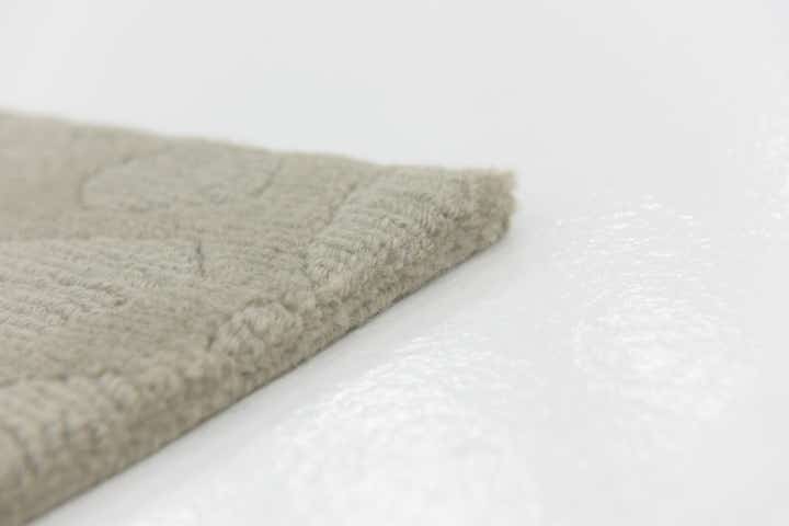 4' 8 x 6' 6 Hand Knotted Nepal Wool Rug