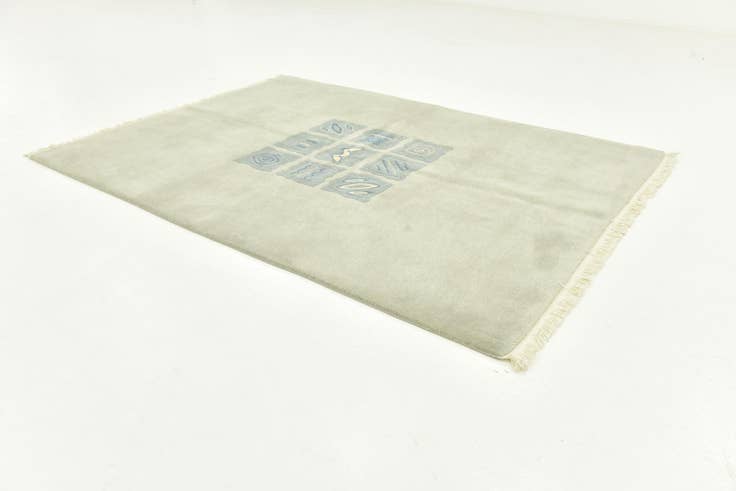 Detail image of 5' 7 x 7' 7 Hand Knotted Nepal Wool Rug