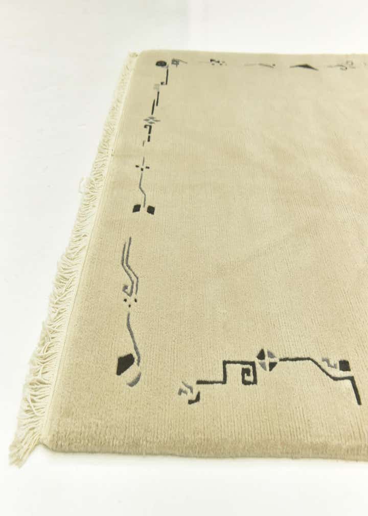 4' 8 x 6' 10 Hand Knotted Nepal Wool Rug