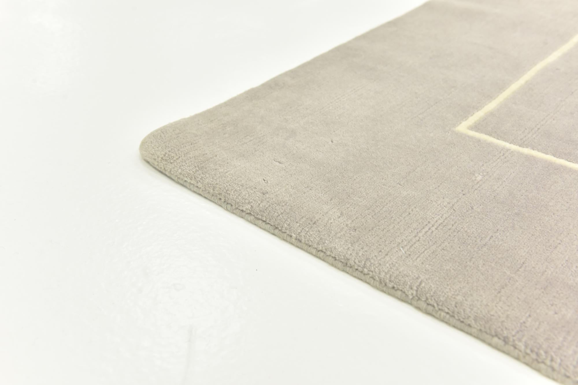 6' 8 x 9' 9 Hand Knotted Nepal Wool Rug