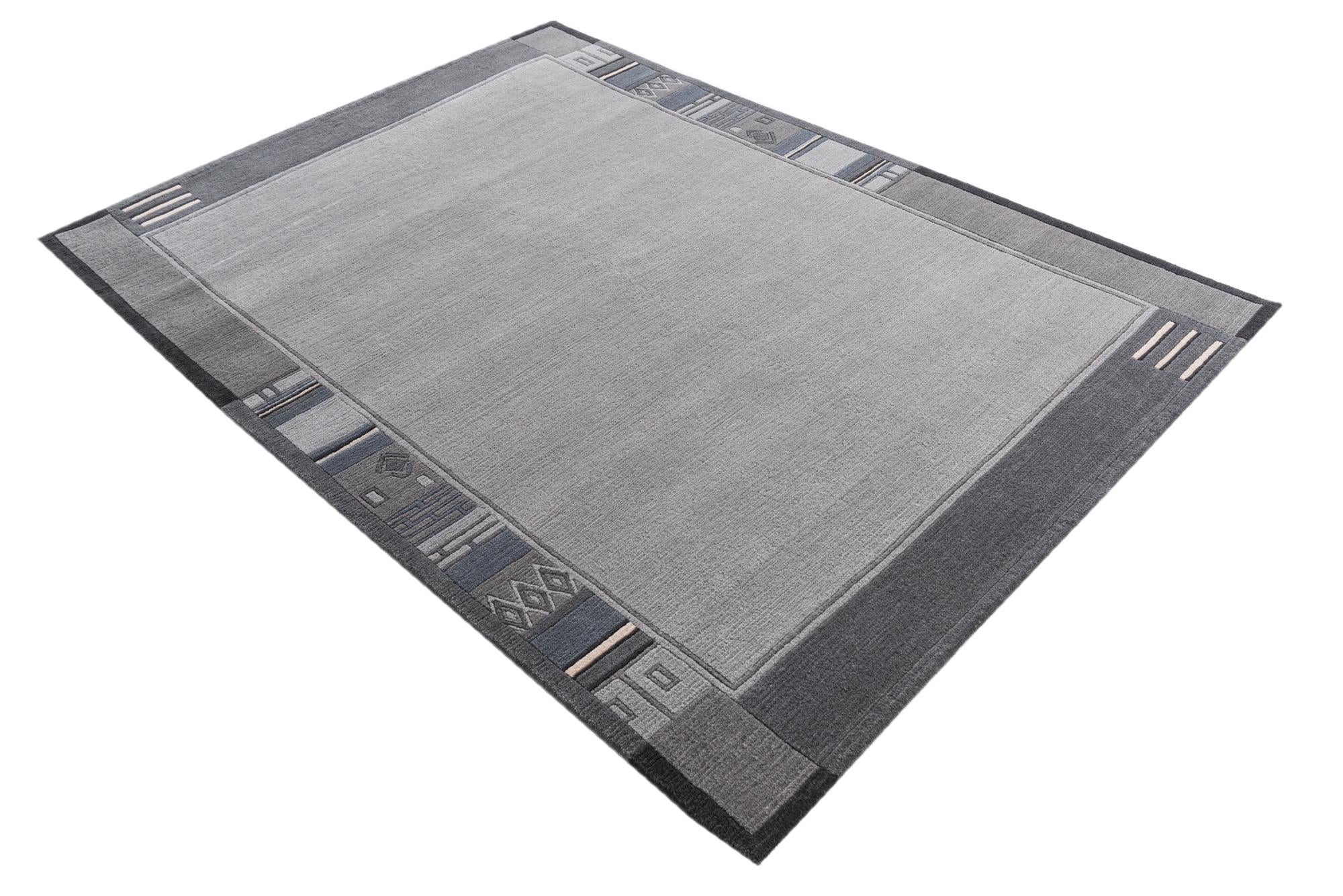 4' 8 x 6' 6 Hand Knotted Nepal Wool Rug