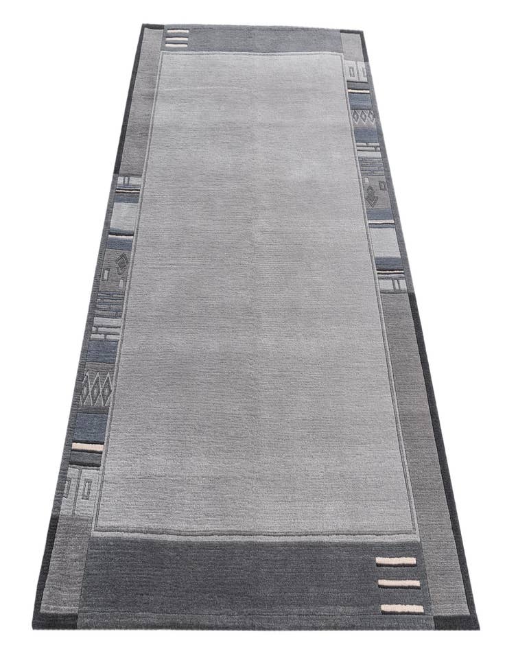 Detail image of 4' 8 x 6' 6 Hand Knotted Nepal Wool Rug