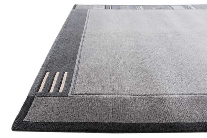 4' 8 x 6' 6 Hand Knotted Nepal Wool Rug