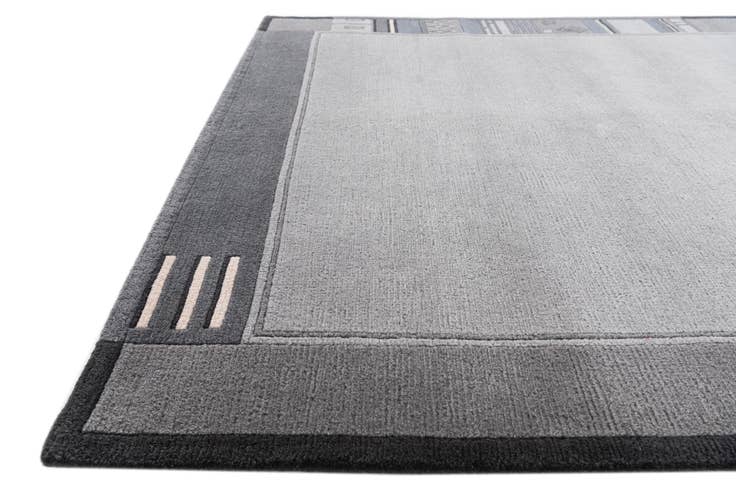 Detail image of 4' 8 x 6' 6 Hand Knotted Nepal Wool Rug