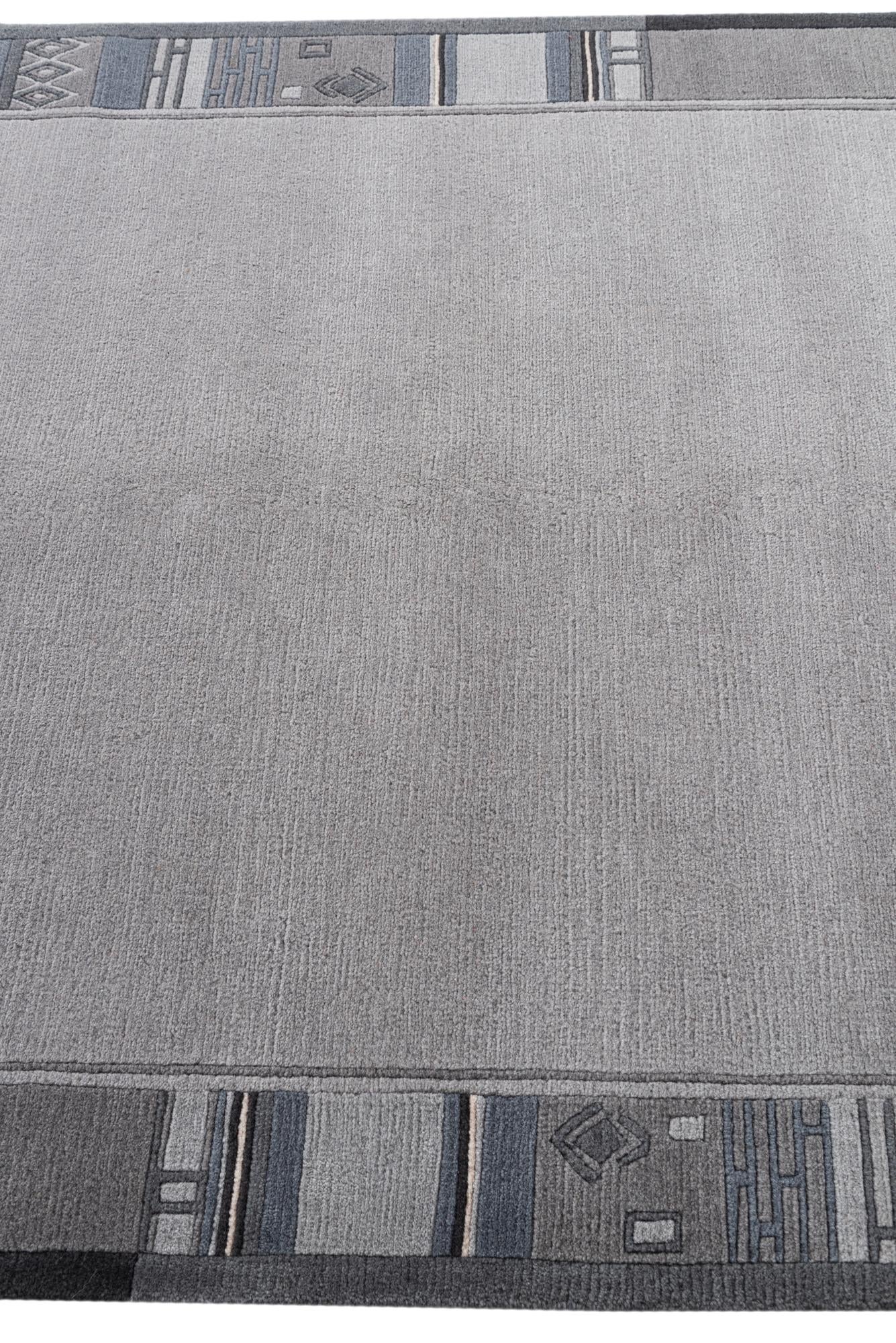 4' 8 x 6' 6 Hand Knotted Nepal Wool Rug