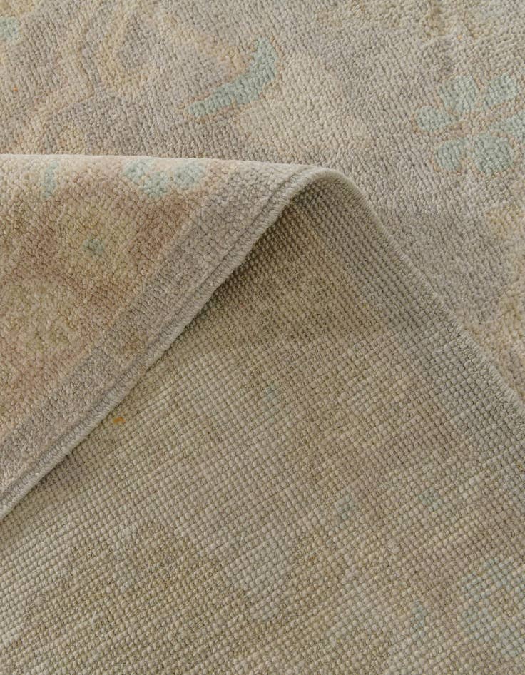 Detail image of 9' 10 x 13' 10 Hand Knotted Oushak Wool Rug
