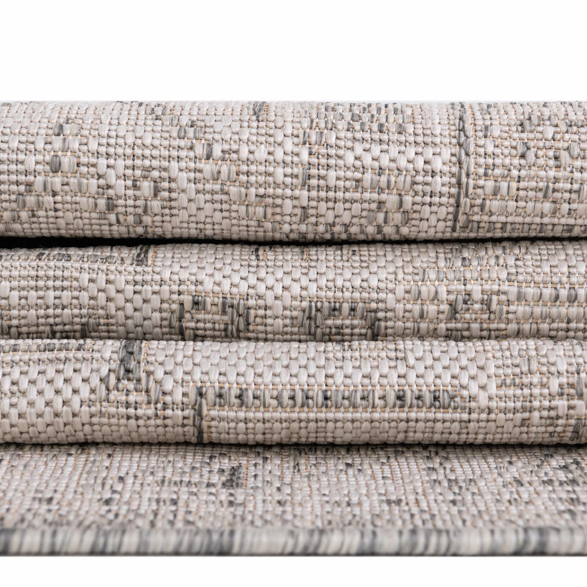 10' x 13' Easy-Clean Aztec Indoor / Outdoor Rug
