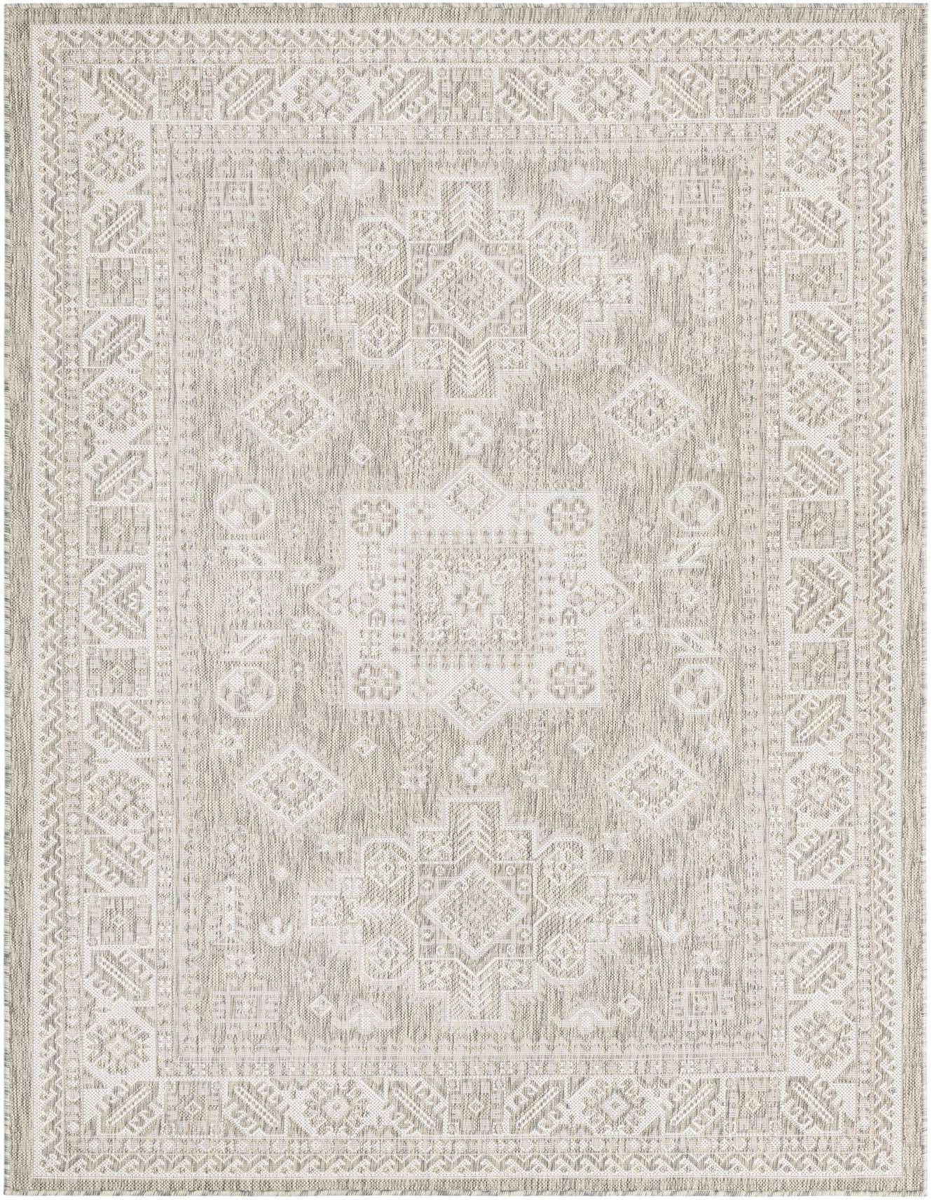 5' 3 x 8' Easy-Clean Aztec Indoor / Outdoor Rug