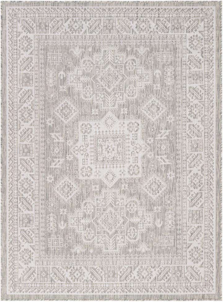 5' 3 x 7' Easy-Clean Aztec Indoor / Outdoor Rug