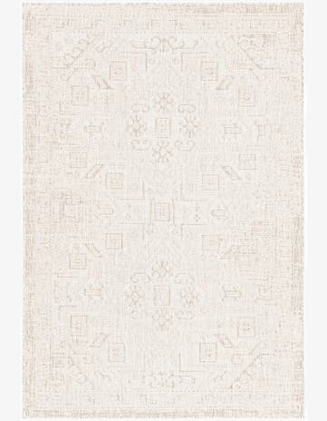 Light Gray Easy-Clean Aztec Indoor / Outdoor Rug