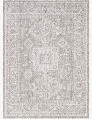 Light Gray Easy-Clean Aztec Indoor / Outdoor Rug