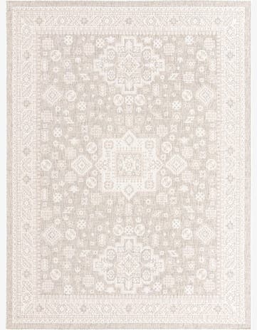 Light Gray Easy-Clean Aztec Indoor / Outdoor Rug