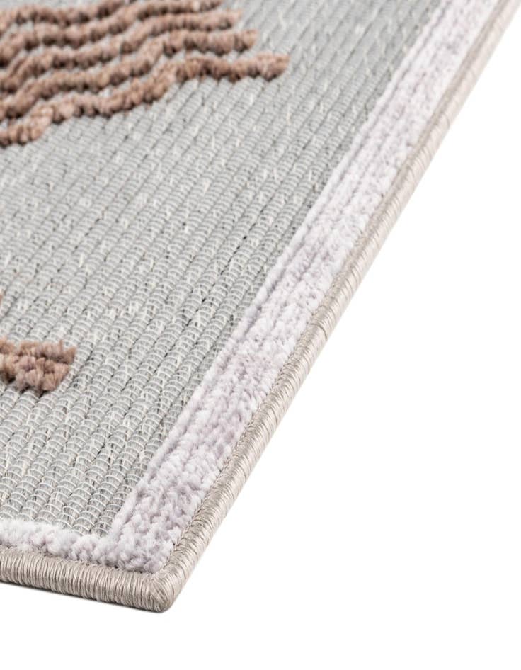 Detail image of 5' x 7' 7  Washable  Indoor / Outdoor Rug