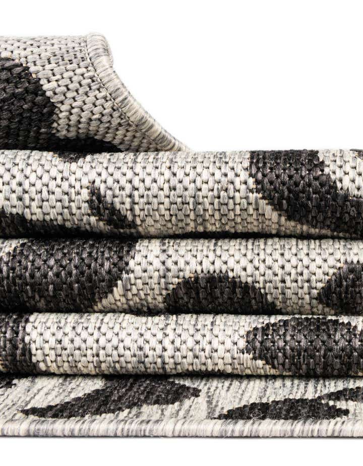 7' x 10' Easy-Clean Safari Indoor / Outdoor Rug