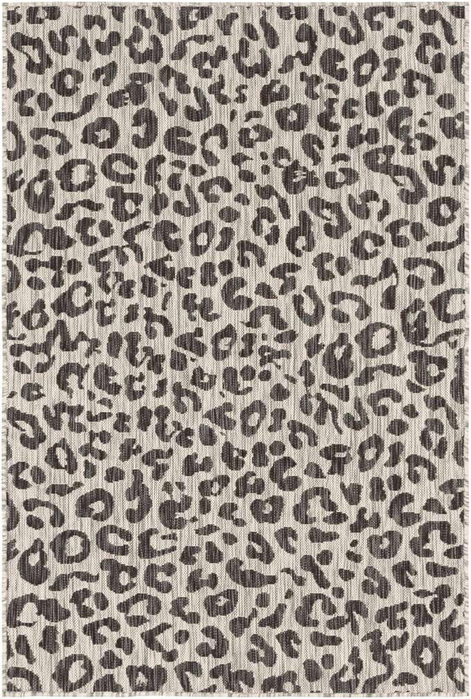 4' x 6' Easy-Clean Safari Indoor / Outdoor Rug