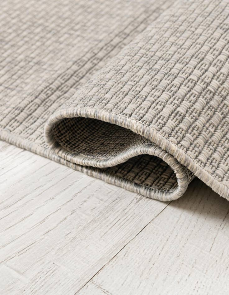 Detail image of 9' x 12'  Washable Solid Indoor / Outdoor Rug