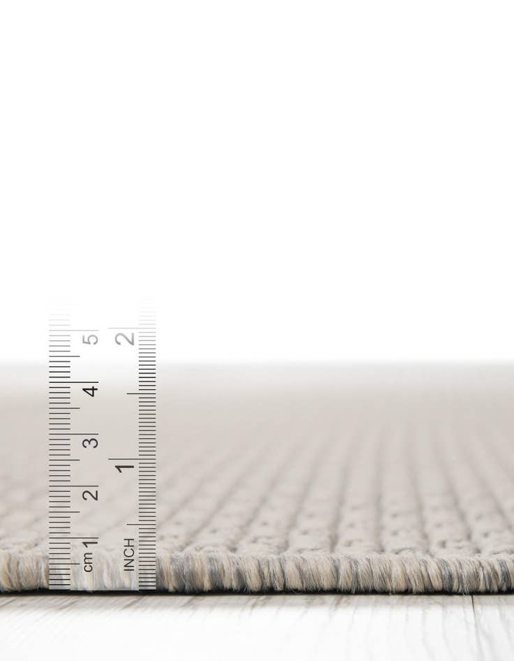 Detail image of 10' x 13' Easy-Clean Solid Indoor / Outdoor Rug