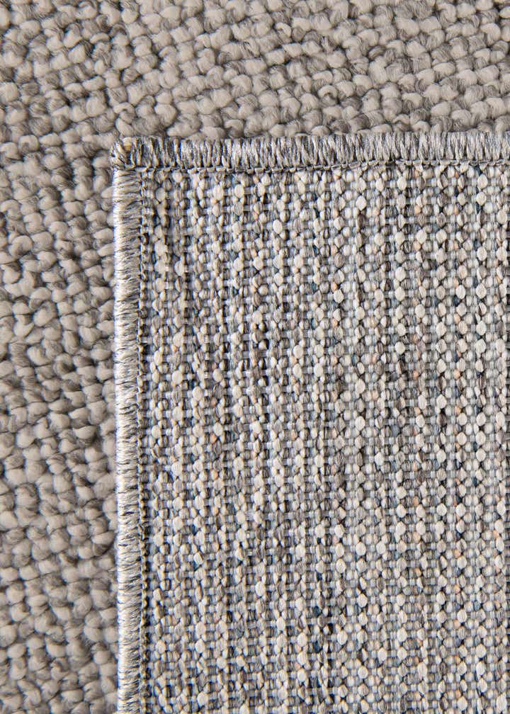 5' 3 x 8' Easy-Clean Solid Indoor / Outdoor Rug
