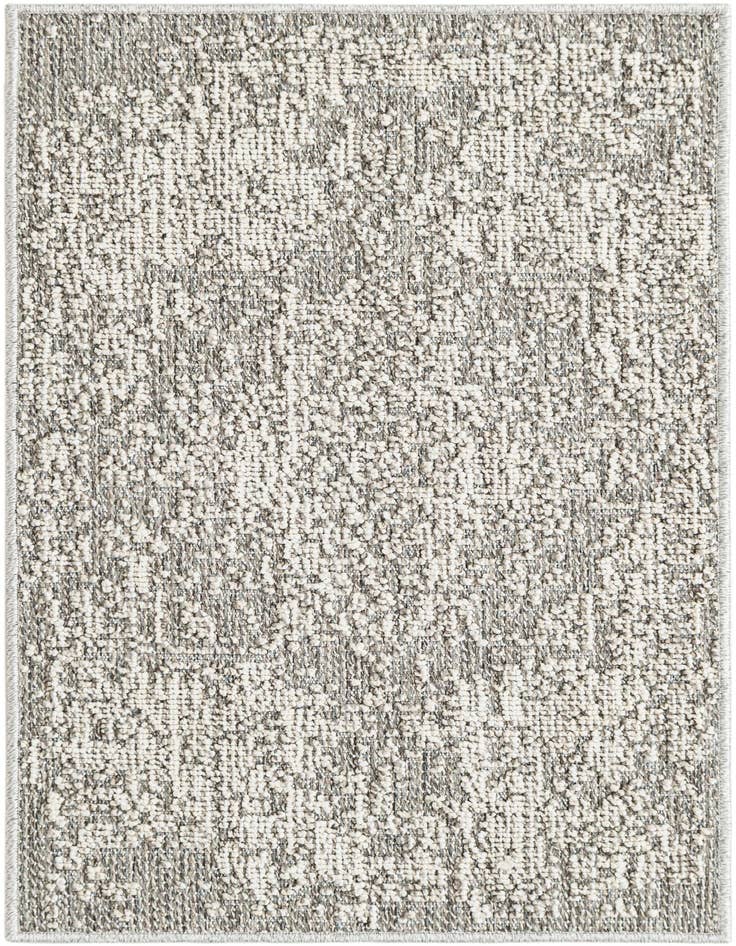Detail image of 2' x 3' 1 Easy-Clean Traditional Indoor / Outdoor Rug