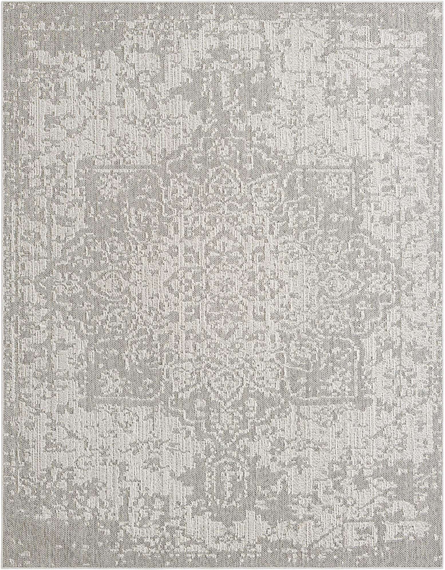 7' 10 x 10' Easy-Clean Traditional Indoor / Outdoor Rug