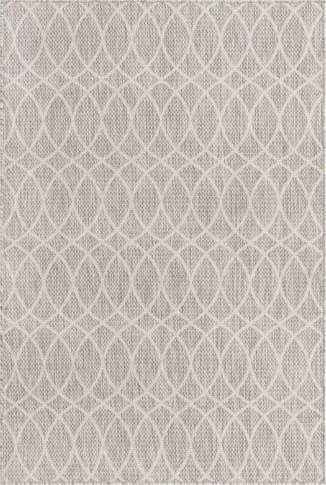 Detail image of 4' x 6' Easy-Clean Trellis Indoor / Outdoor Rug