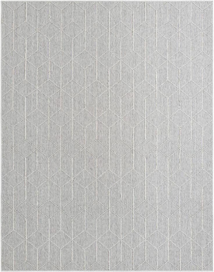 Detail image of 7' 10 x 10' Easy-Clean Trellis Indoor / Outdoor Rug