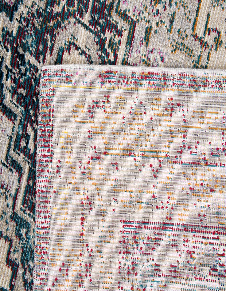 Detail image of 5' 4 x 7' 4 Palazzo Rug