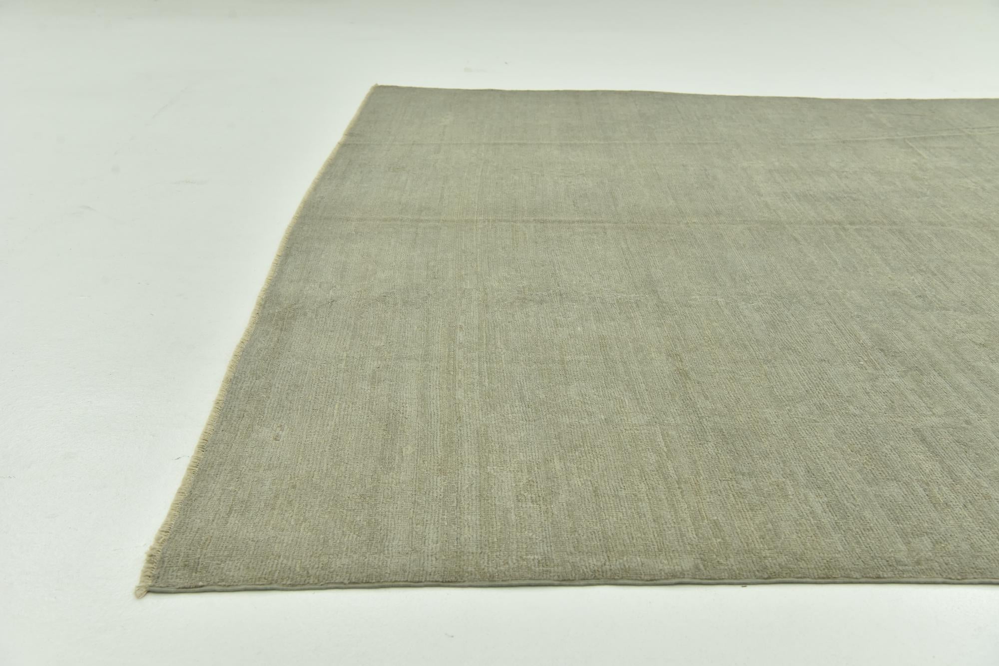 8' 1 x 9' 5 Hand Knotted Peshawar Ziegler Wool Rug