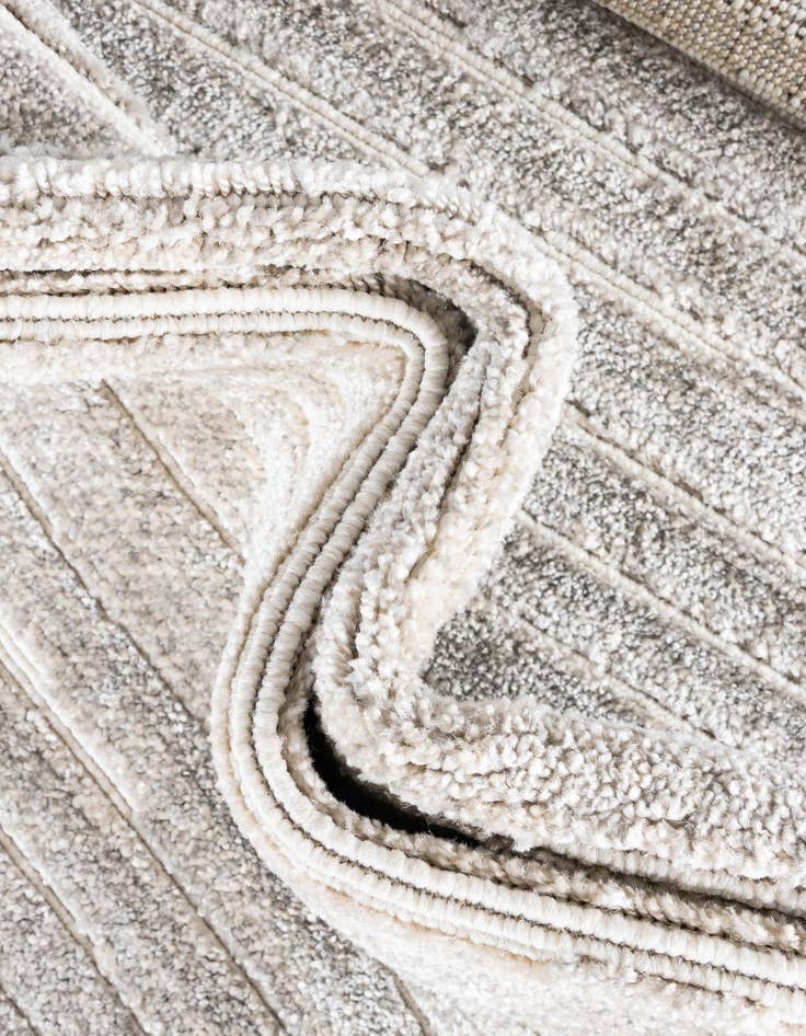 Detail image of 9' x 12' 2 Easy-Clean Sabrina Soto Ola Indoor / Outdoor Rug
