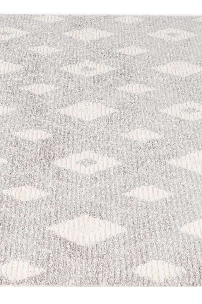 5' 3 x 7' 10 Soft Touch Shag Rug