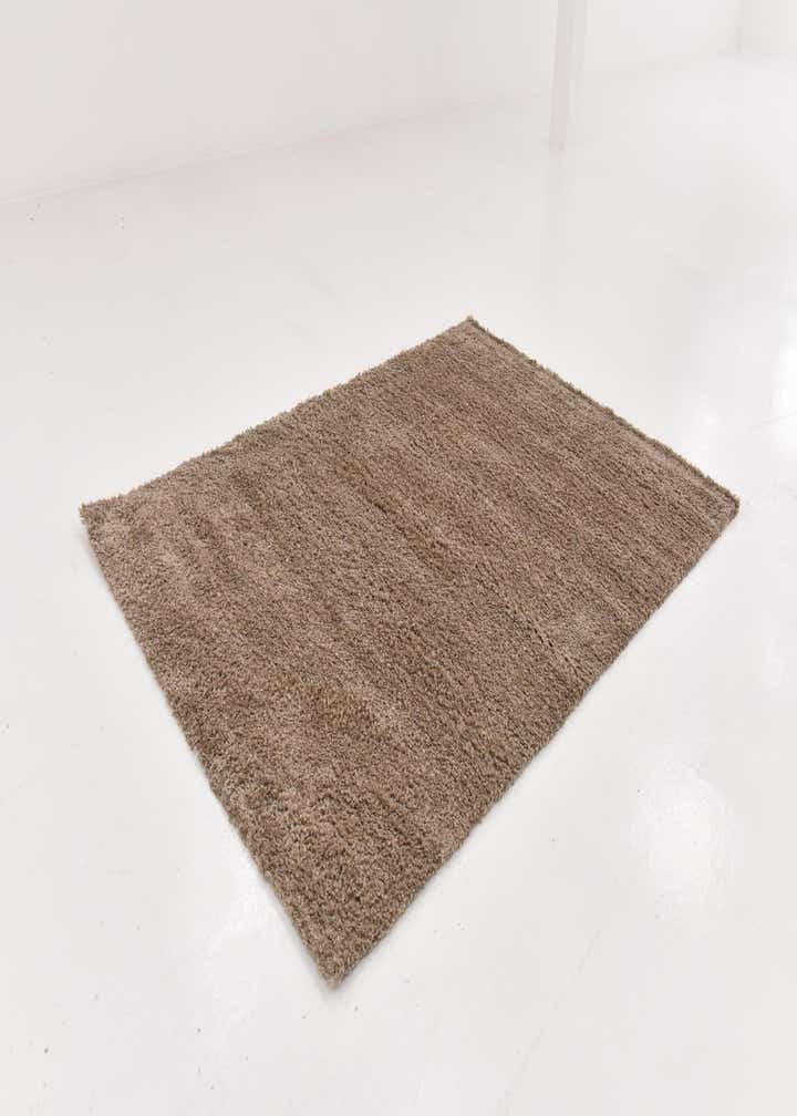 5' 3 x 7' 6 Solid Shag Rug