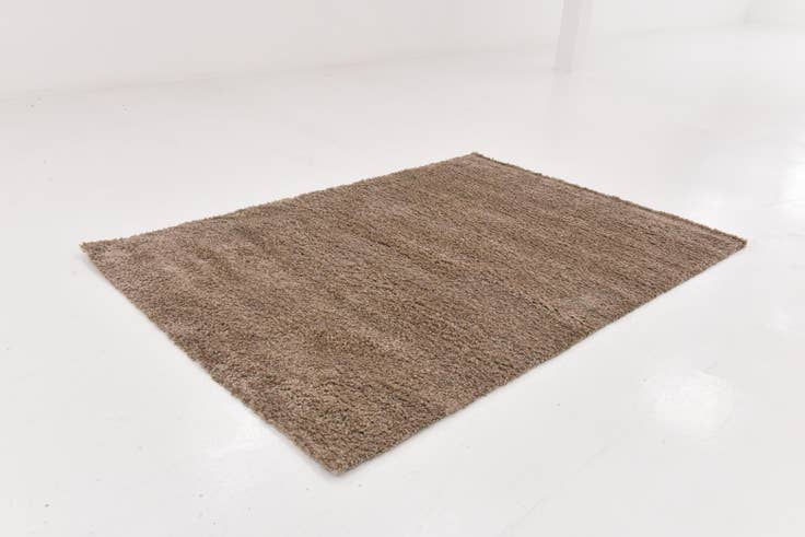 Detail image of 5' 3 x 7' 6 Solid Shag Rug