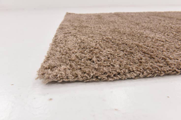 Detail image of 5' 3 x 7' 6 Solid Shag Rug