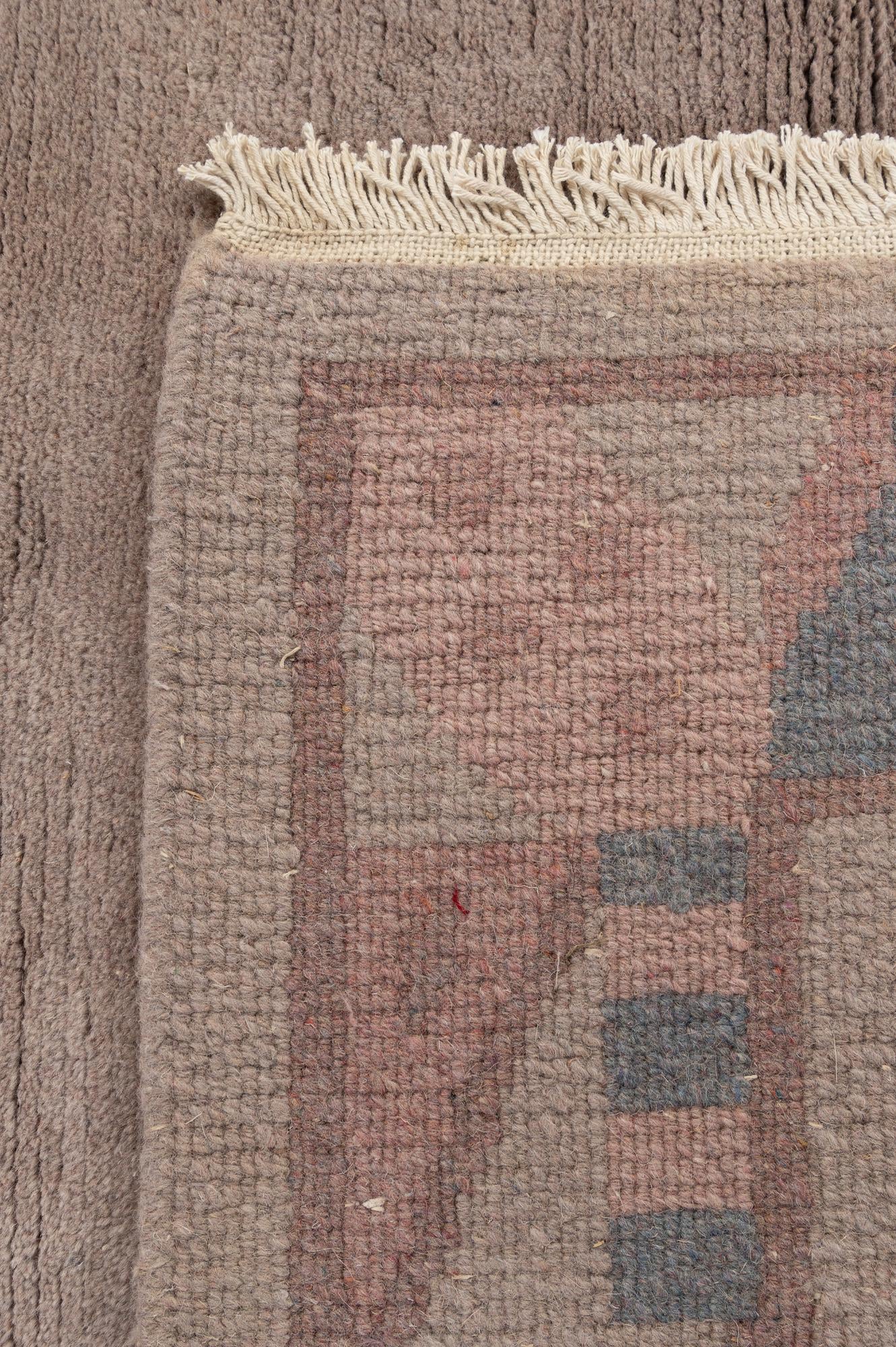 4' x 5' 10 Hand Knotted Tibet Wool Rug
