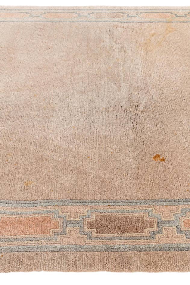 Detail image of 6' 6 x 9' 8 Hand Knotted Tibet Wool Rug