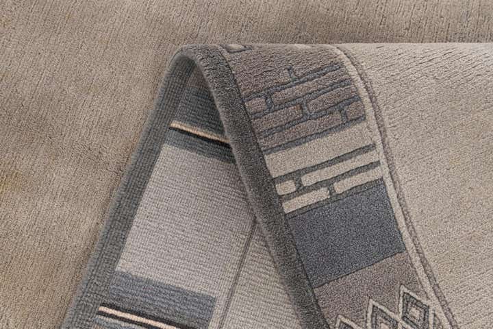 5' 8 x 7' 10 Hand Knotted Tibet Wool Rug