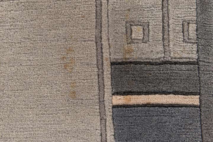 5' 8 x 7' 10 Hand Knotted Tibet Wool Rug