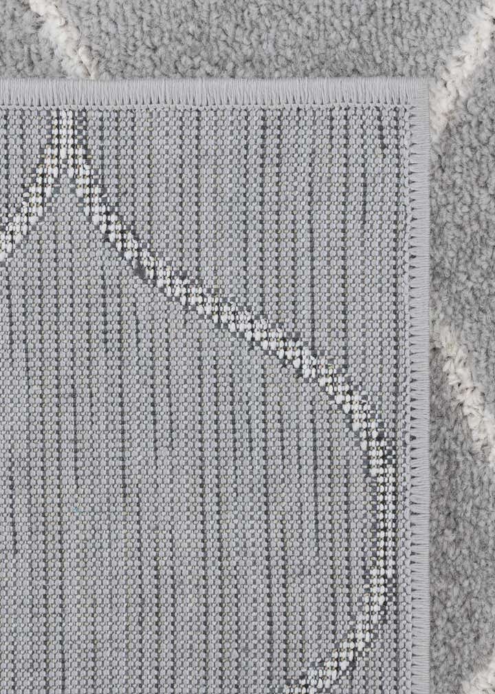 7' x 10' Trellis Frieze Rug