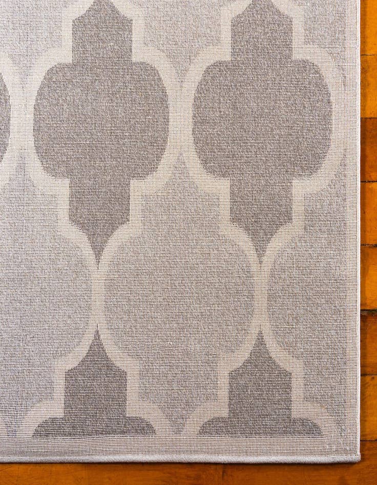 Detail image of 9' x 12' Trellis Rug