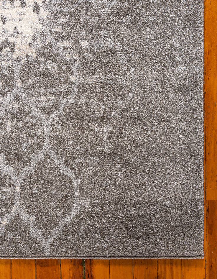 Detail image of 4' x 6' Trellis Rug