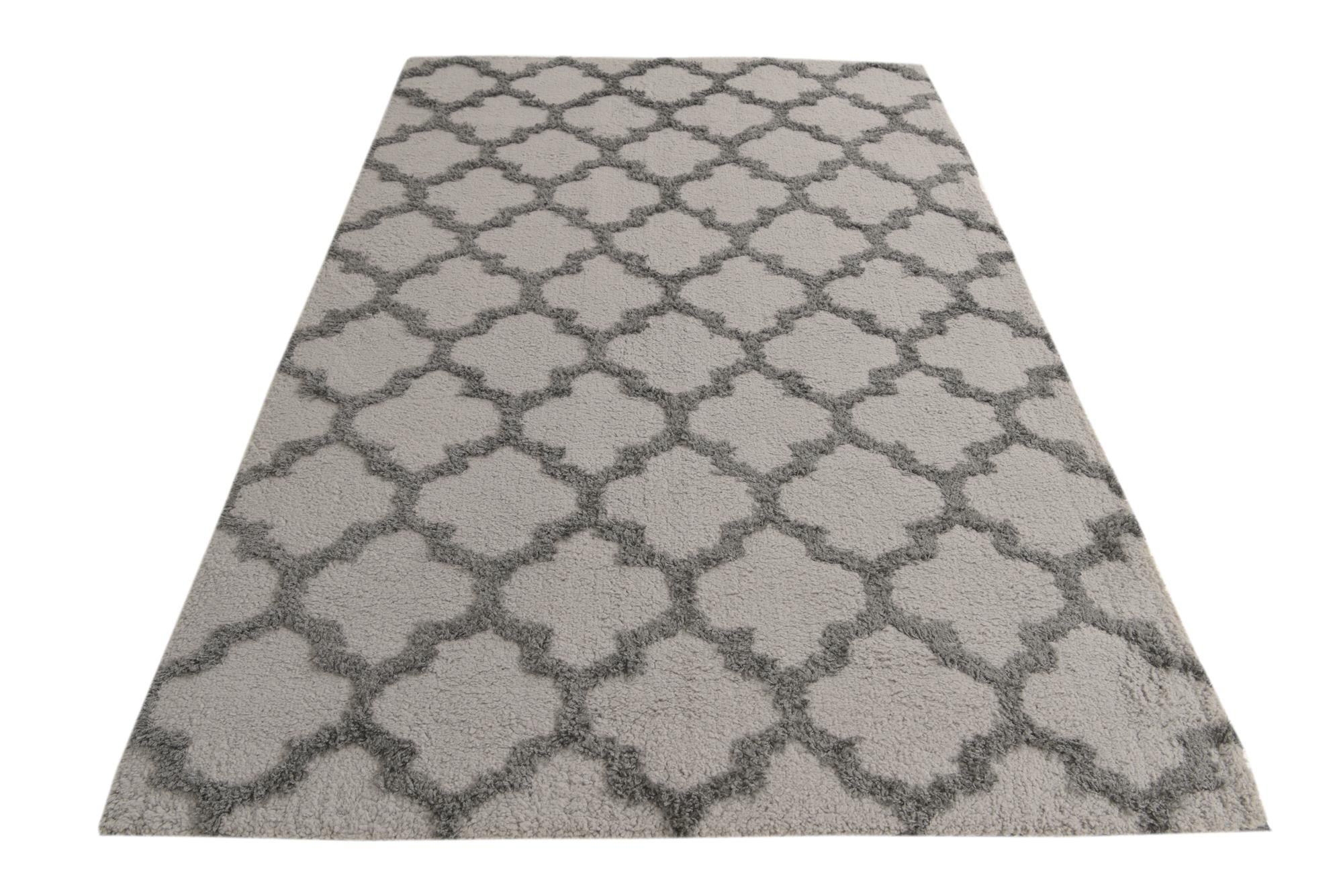 5' x 7' 10 Trellis Shag Rug