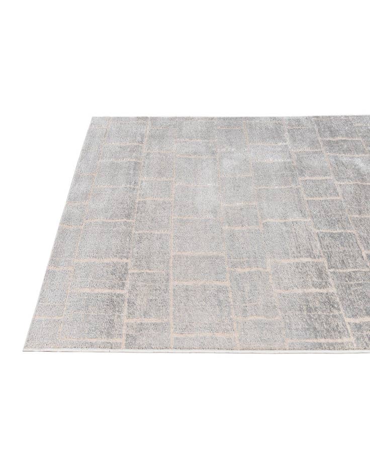 Detail image of 5' x 7' 2 Uptown Rug